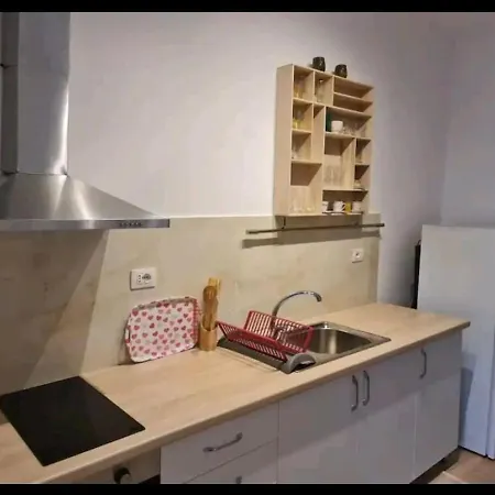Διαμέρισμα Cozy At Pazari I Ri