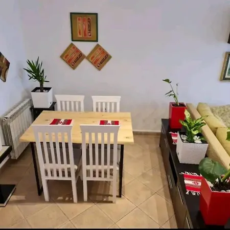 Cozy At Pazari I Ri Διαμέρισμα